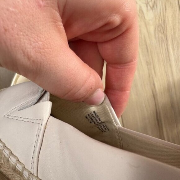 WORN ONCE-MICHEAL KORS-Kendrick Metallic Faux Pebbled Leather Espadrille - Picture 7 of 7